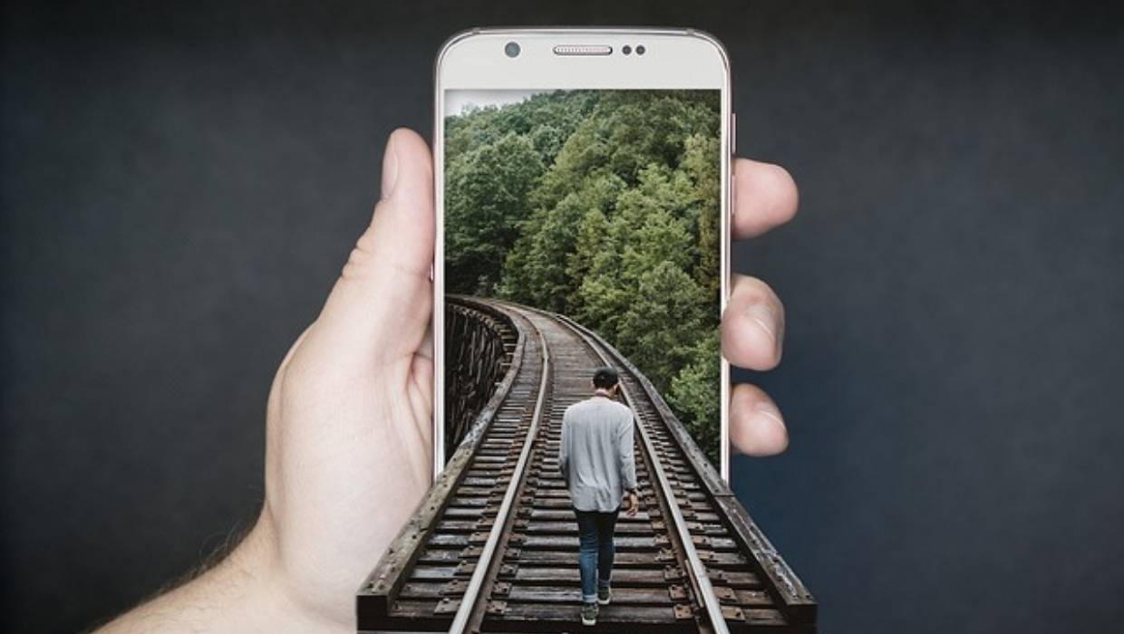 The Ultimate Beginner's Guide To Smartphone Filmmaking